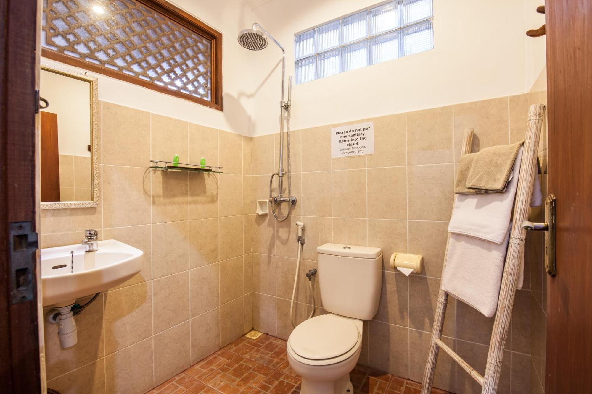 6-br Garden Legian 5-min Walk To And Shops Bali Seminyak (Bali)