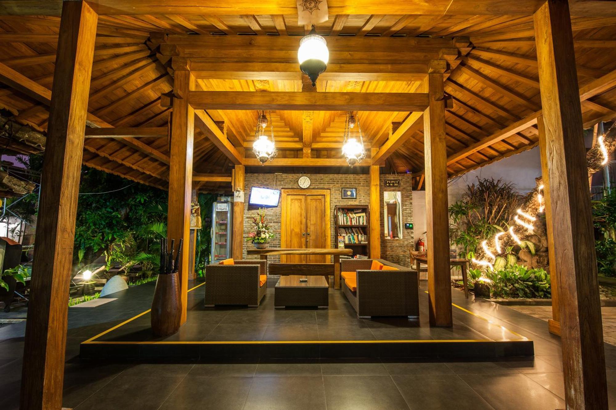 6-br Garden Legian 5-min Walk To And Shops Bali Villa *