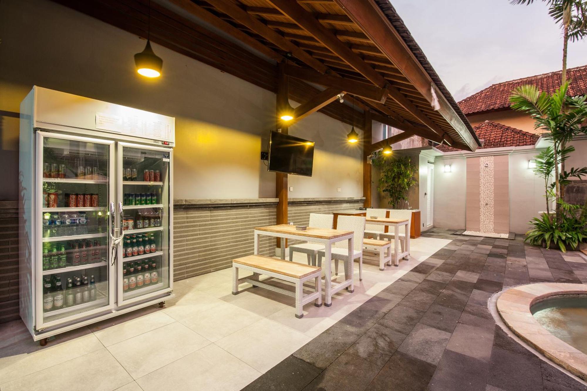 6-br Garden Legian 5-min Walk To And Shops Bali *